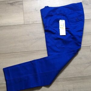NWT Focus 2000 Dress Pants Size 4